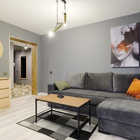 Vip Apartment Studio On Lesi Ukrainky 17 Blvd كييف المظهر الخارجي الصورة